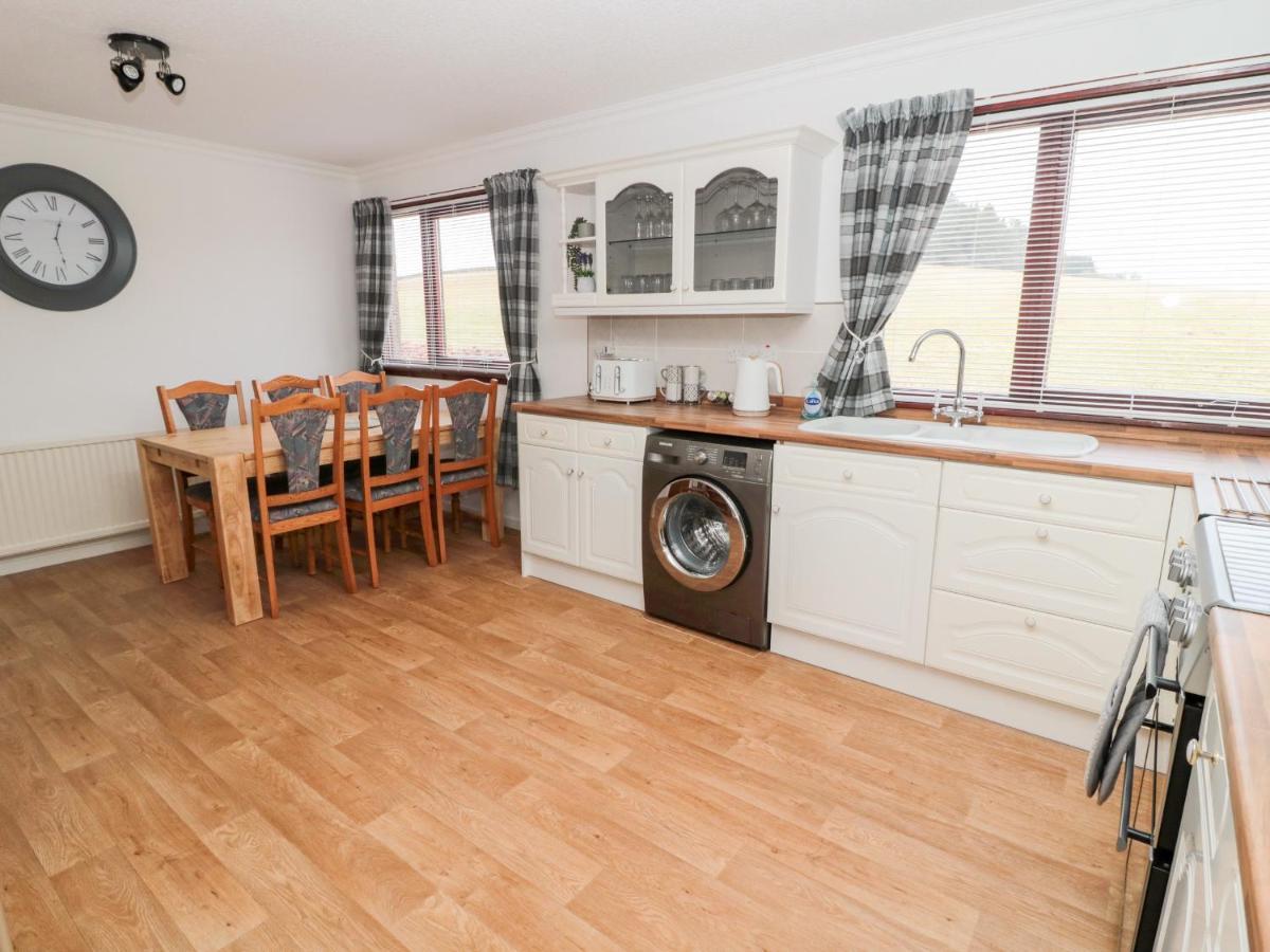 Broombaulks Farm Bungalow Jedburgh Extérieur photo